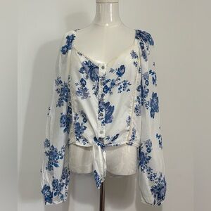 White and Blue Cropped Floral Button-Front Long-Sleeve Tie Hem Blouse